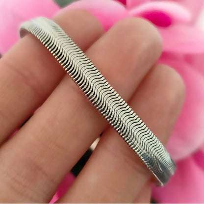 Brățară Freelook Argintie din Oțel Inoxidabil, Design Modern "Serpuit"